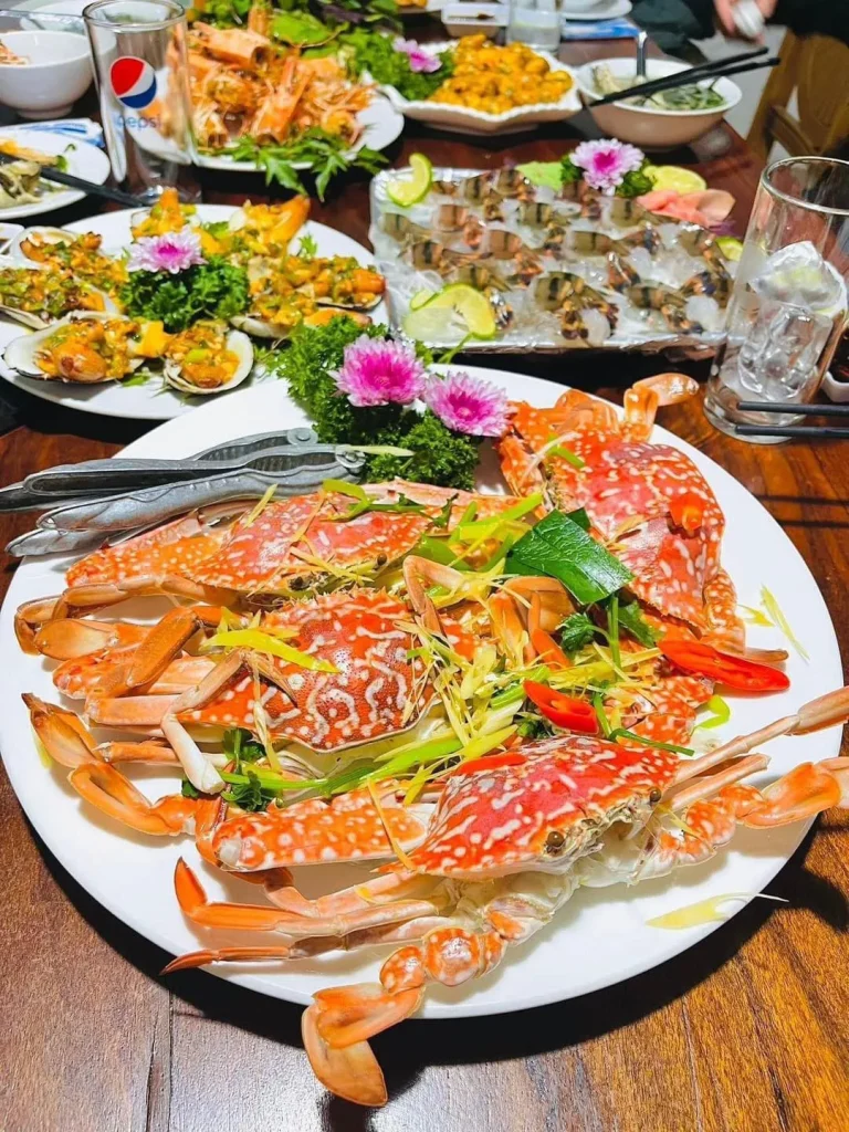 Menu nhà hàng hải sản biển Đông đường Láng