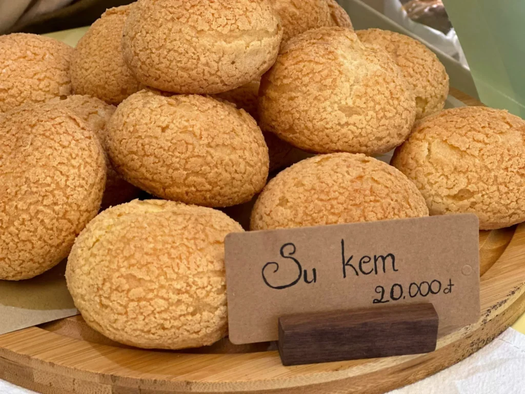 Tiệm bánh nhà Xoài