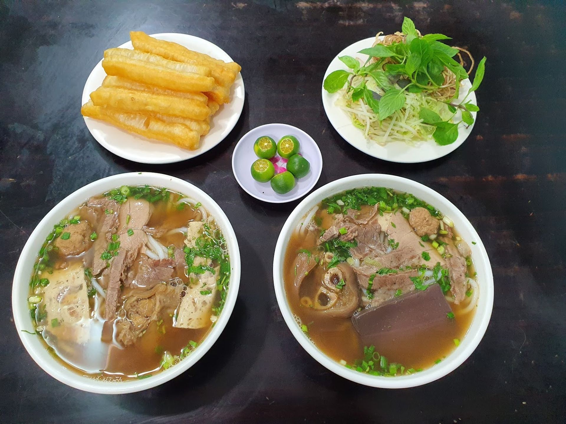 Top 10 quán bún bò Huế Cầu Giấy ngon, nổi tiếng